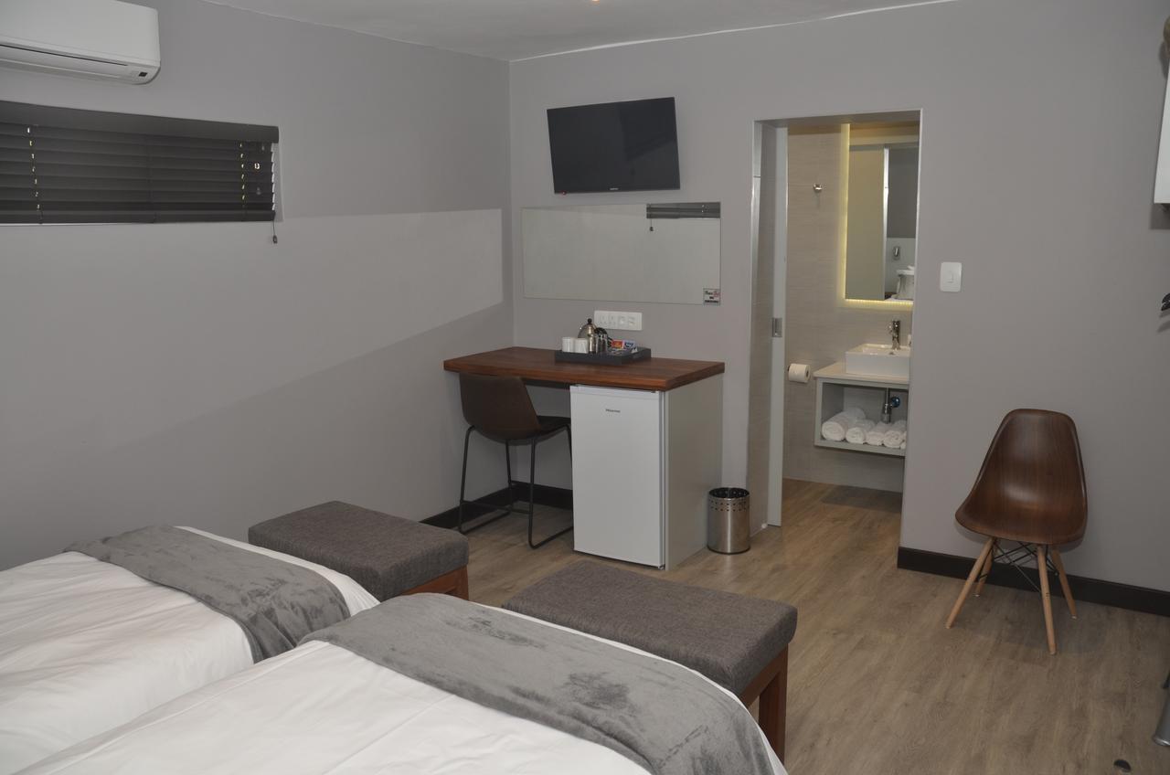 Tsessebe Guesthouse Bloemfontein Bagian luar foto